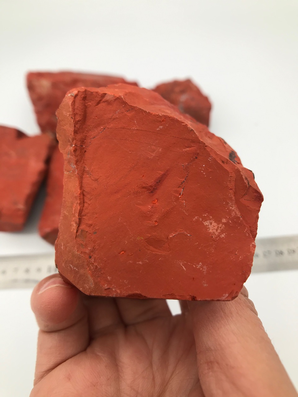 天然石厂家供应南非红碧玉原石毛料 雕刻摆件矿石教学标本