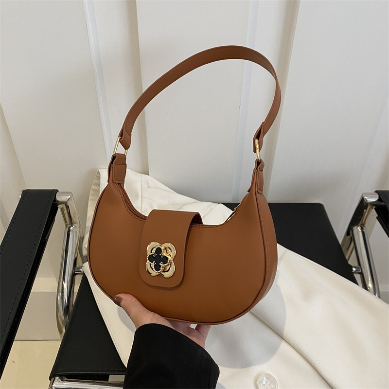 法式小众腋下包包女2024夏季新款高级感流行百搭马鞍包网红单肩包