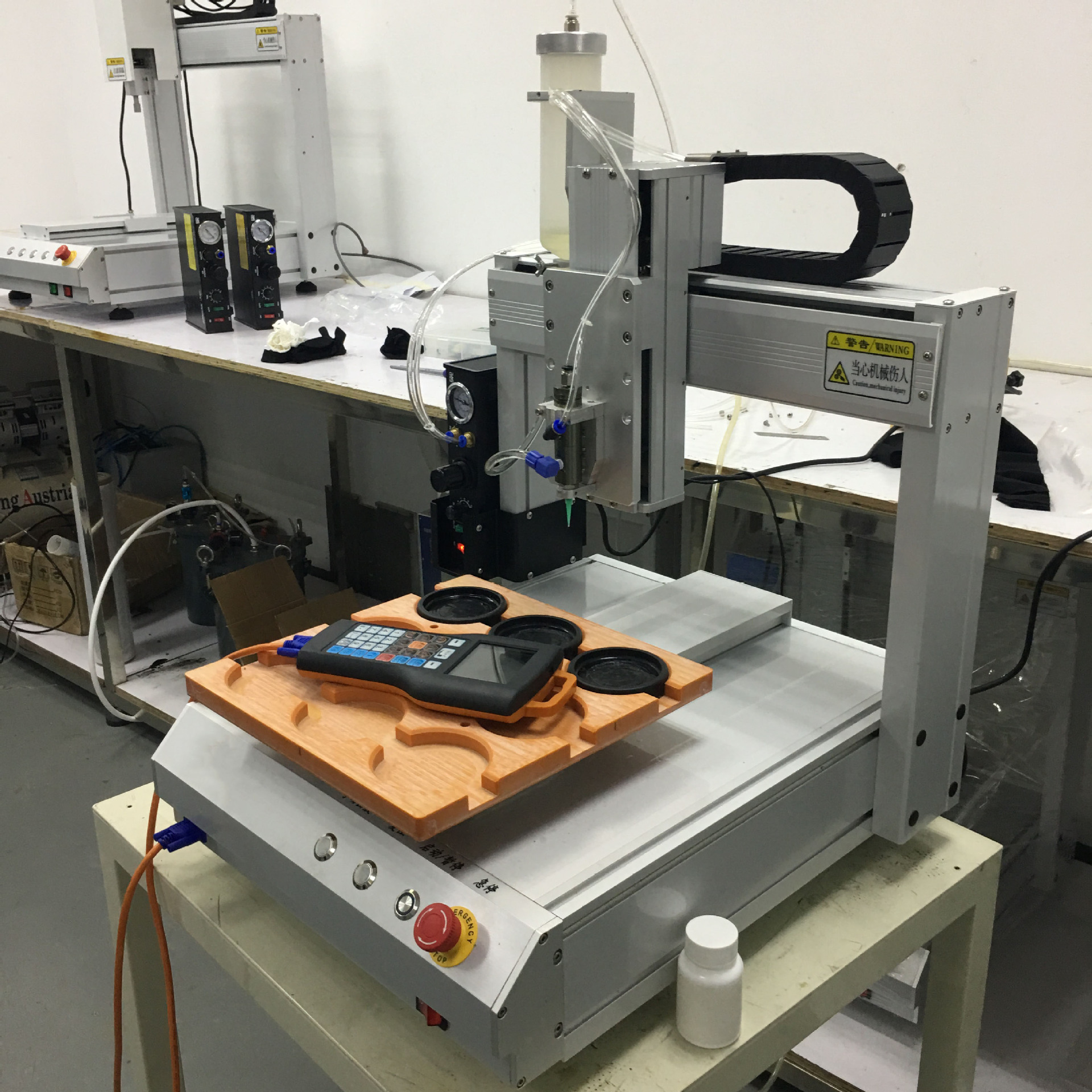 三轴双工位全自动点胶机 台式点胶机黄胶注胶机灌胶机pur热熔胶机