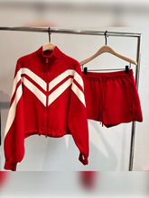 韩系御姐炸街高级感时尚运动装套装红色卫衣搭配短裤两件套女春季