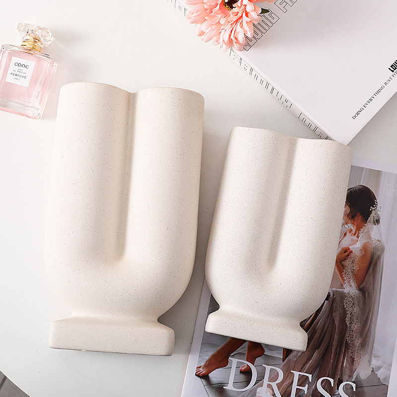 Modern Simple White High Ceramic Plain Burning U-Shaped Vase Creative Wave Mouth Flower Holder Living Room Home Ornaments Wholesale