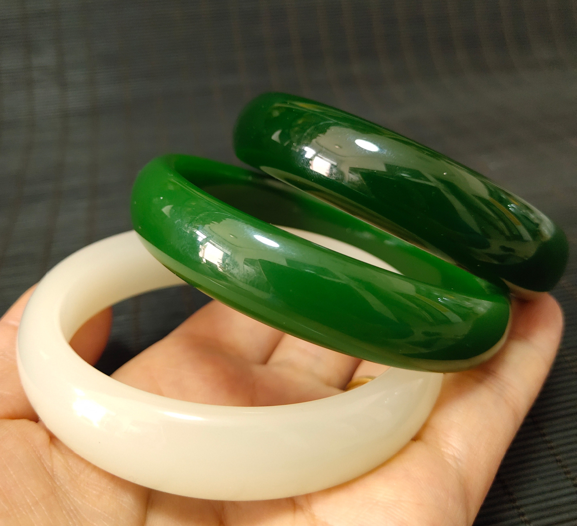 批发外蒙料手镯高仿碧玉菠菜绿白玉镯子摔不烂女士手环首饰工艺品