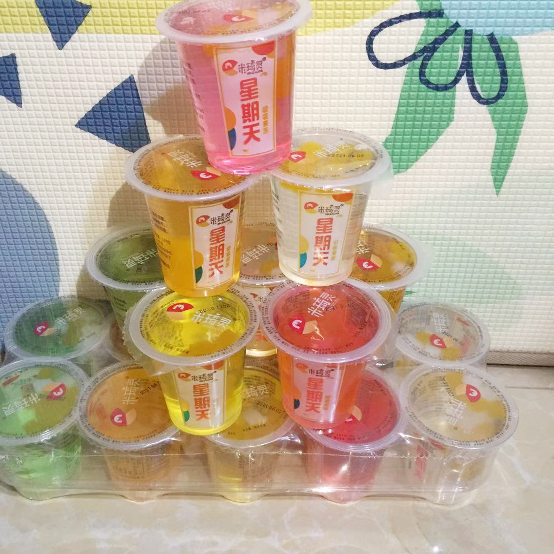 吸吸冻果冻含椰果肉夏季休闲小零食杯装江湖地摊一手货源成都批发