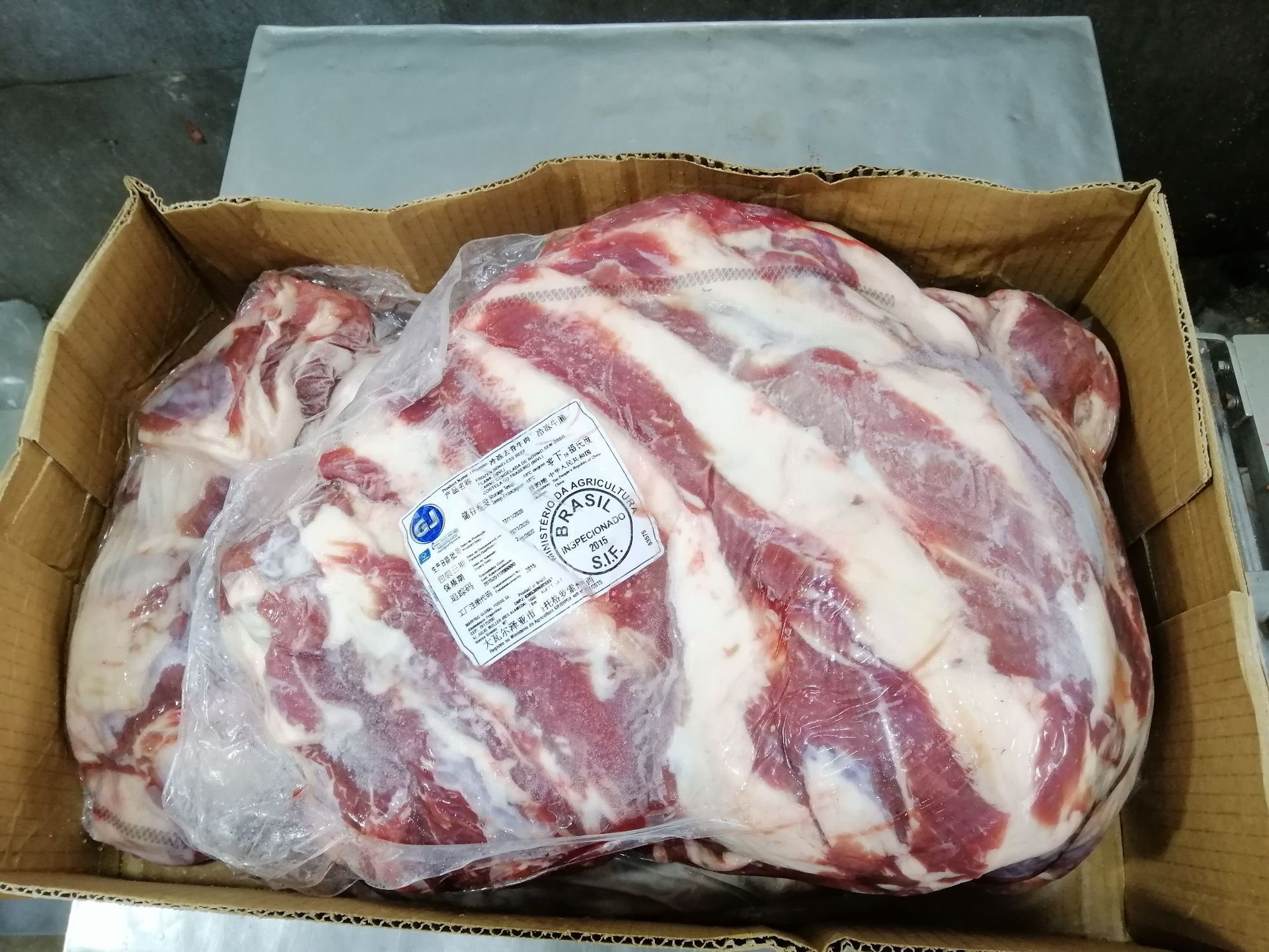 一手货源 巴西2015牛腩 带肋条牛腩 牛肉馆 连锁店食材