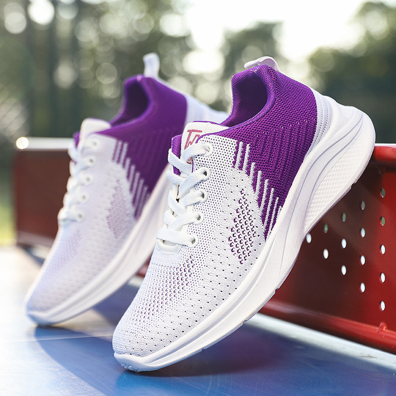 女鞋秋季新款时尚飞织网面休闲鞋跨境跑步软底简约时尚女士运动鞋