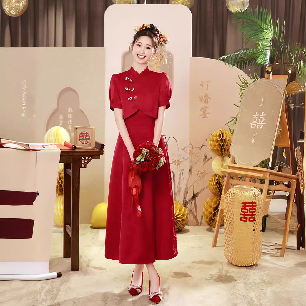 酒红色敬酒服新娘2024新款高级感中式旗袍订婚礼服连衣裙套装显白