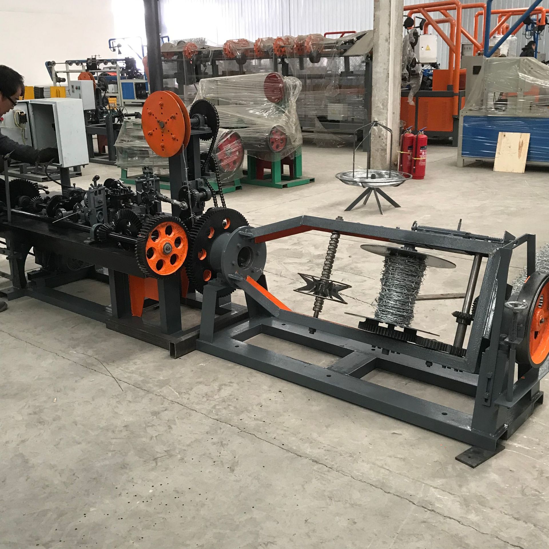 刺网机铁路监狱防护刺绳机器设备 双股刺绳机 丝网机器设备