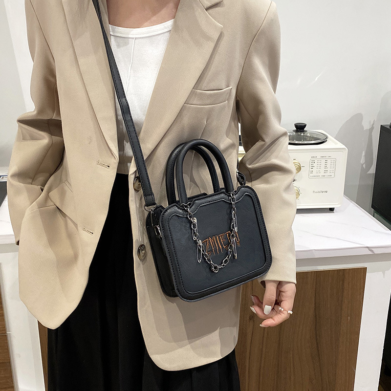 Women's Bag Winter 2022 New Fashion Letters Hand-Carrying Small Square Bag Texture Minority All-Match Messenger Bag Chain Bag