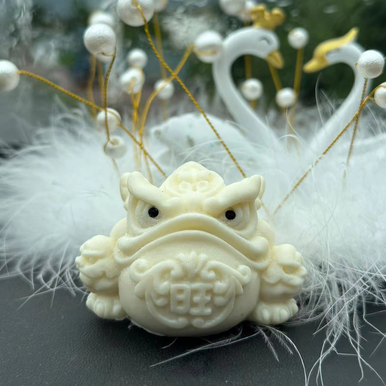 象牙果雕刻旺金蟾招财摆件随身盘玩文玩三脚金蝉手把件装饰工艺品