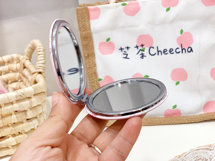 New Pu round Folding Mirror Girl Heart Convenient Portable Makeup Mirror Clow M White Double-Sided Picture Printing Mirror