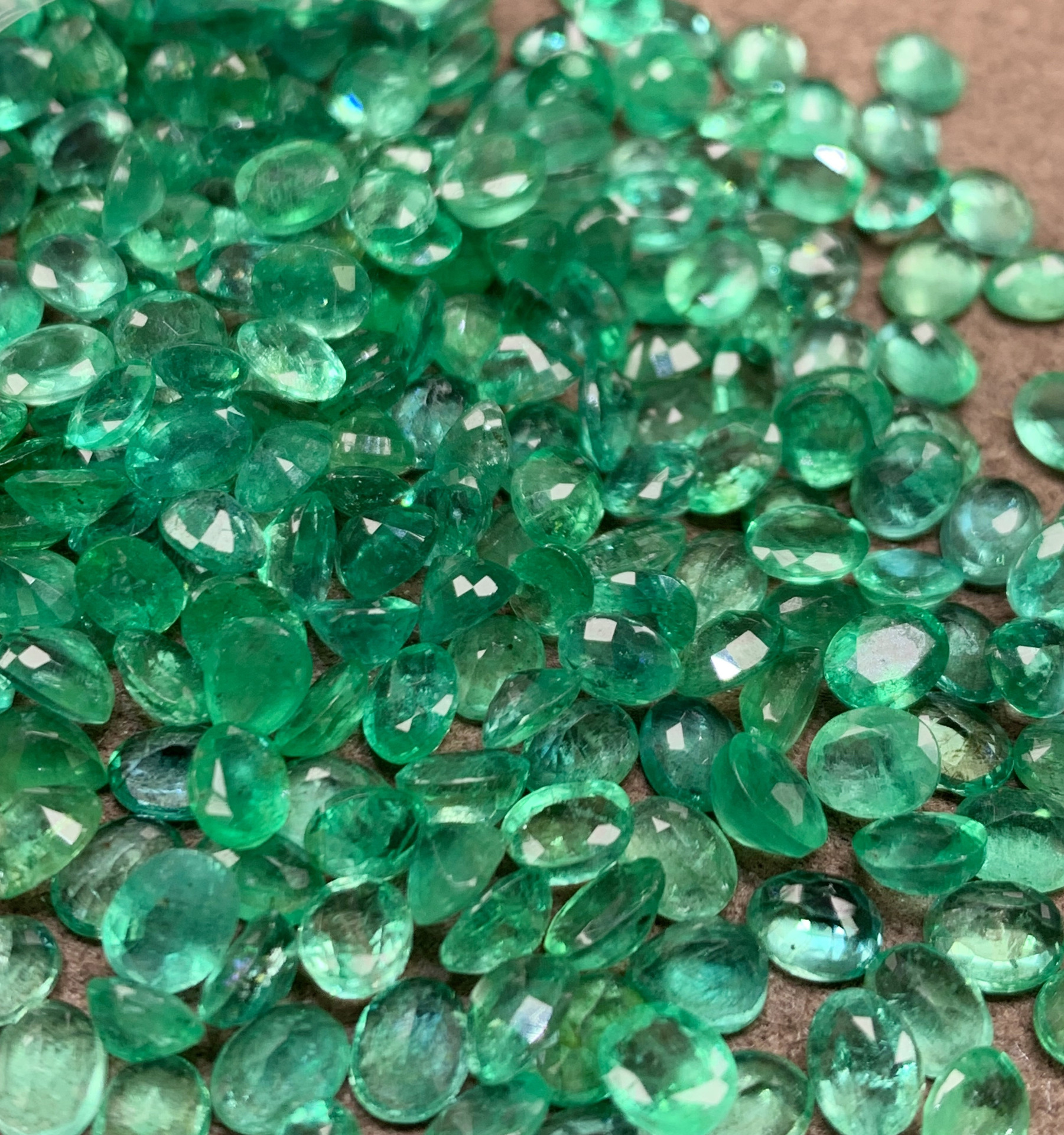 4*5mm 哥伦比亚祖母绿裸石 绿宝石 彩色宝石贵重宝石