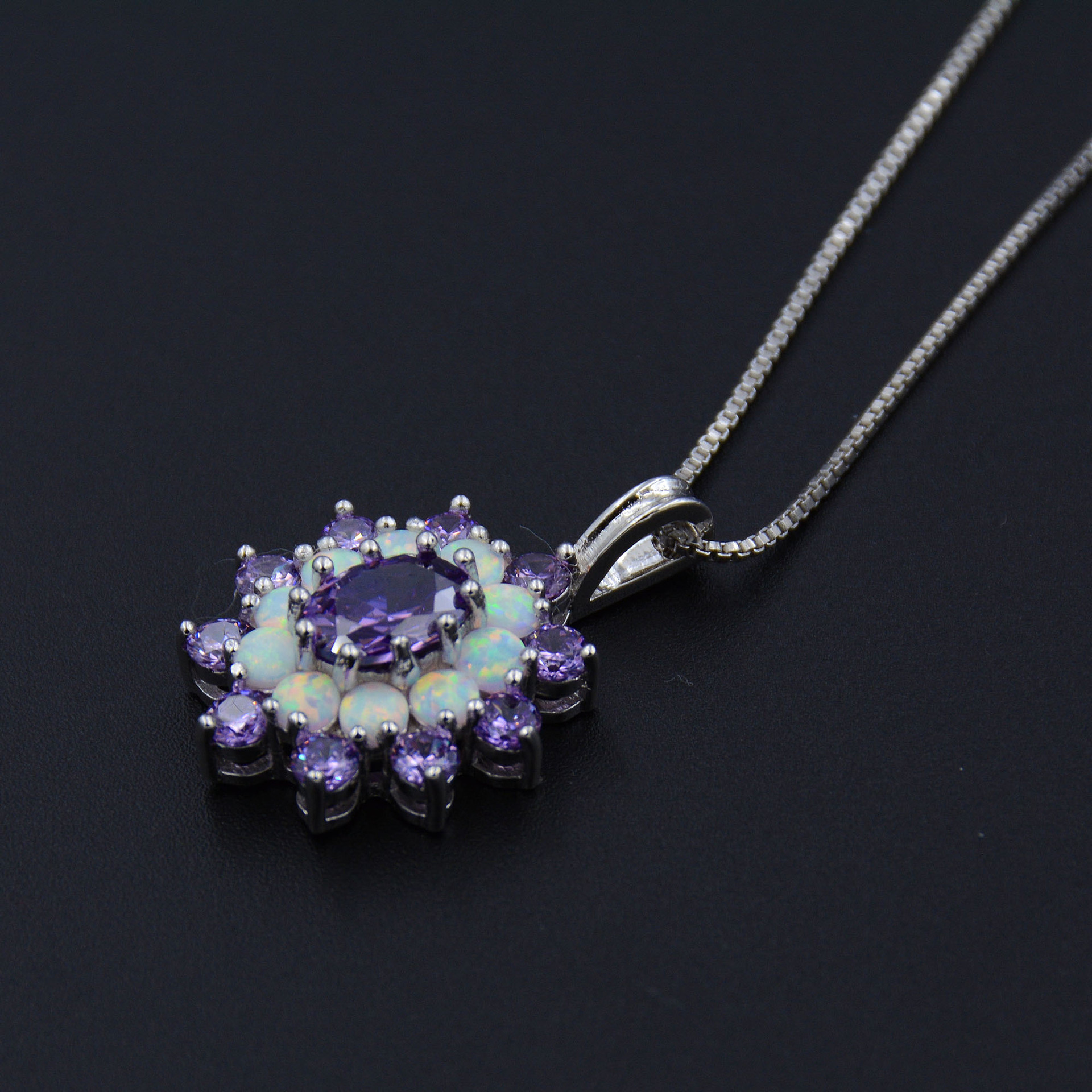 浪漫紫锆石澳宝吊坠女士花朵项链