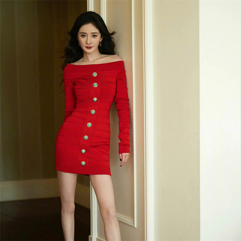 23春杨幂明星同款巴e曼性感尤物一字领金属扣修身包臀连衣短裙