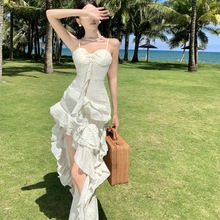 辣妹荷叶边吊带连衣裙仙女夏季白色裙子重工高级感不规则气质长裙
