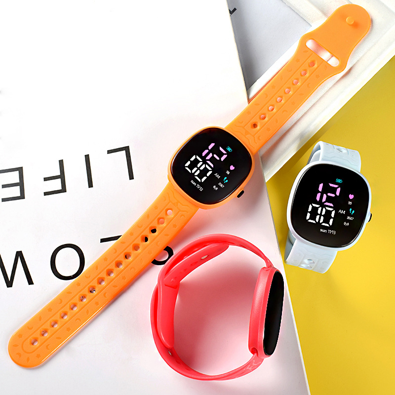 New Korean Style Internet Celebrity Same LED Watch Fashion Numbers Watch Creative All-Match Male and Female Student Electronic Watch