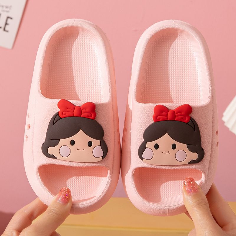 Children's Slippers Cute Cartoon Boys and Girls Baby Child Peas Shoes Medium and Big Children Non-Slip Parent-Child Sandals Summer