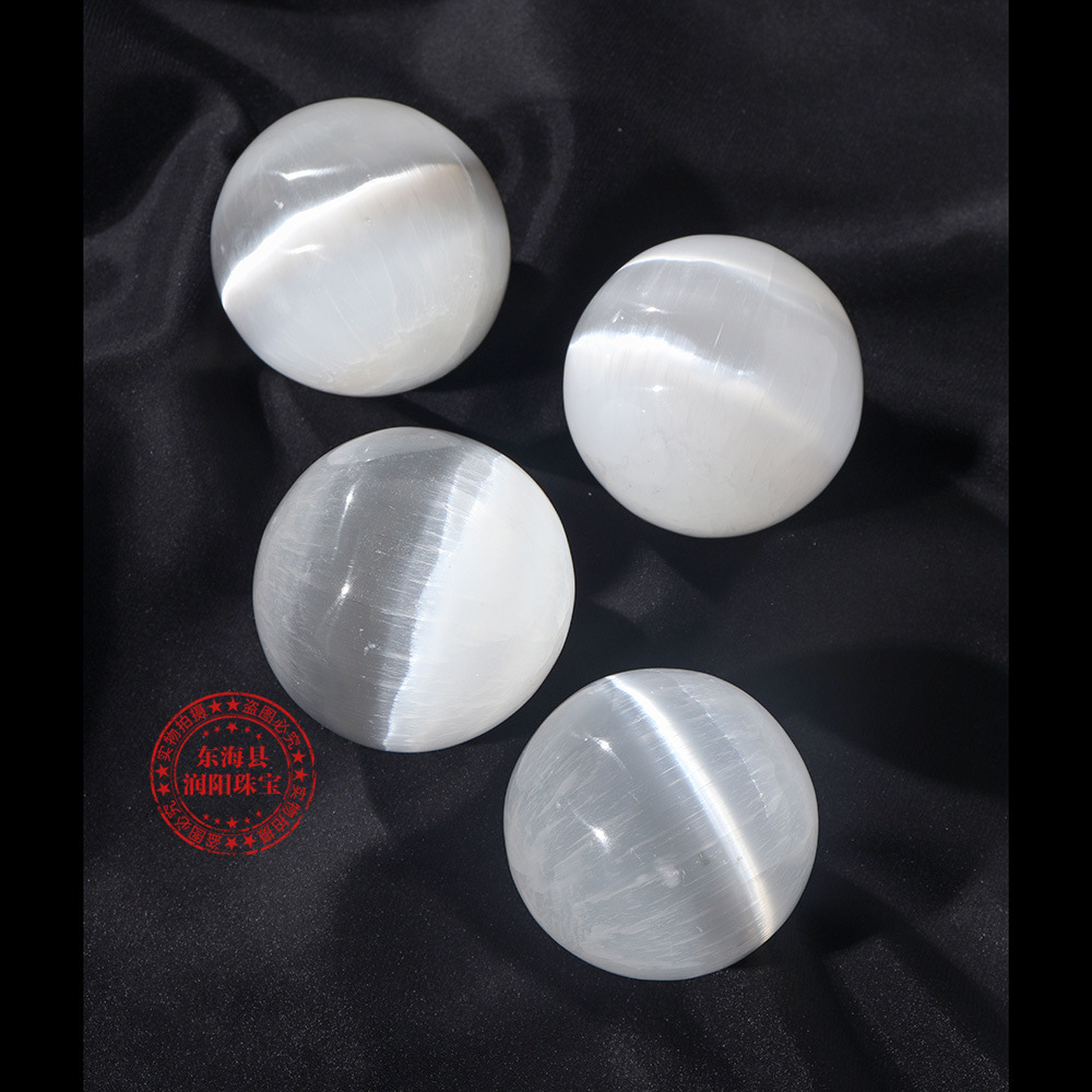 天然水晶石膏水晶球手工打磨精品水晶工艺品摆件桌面装饰风水摆件