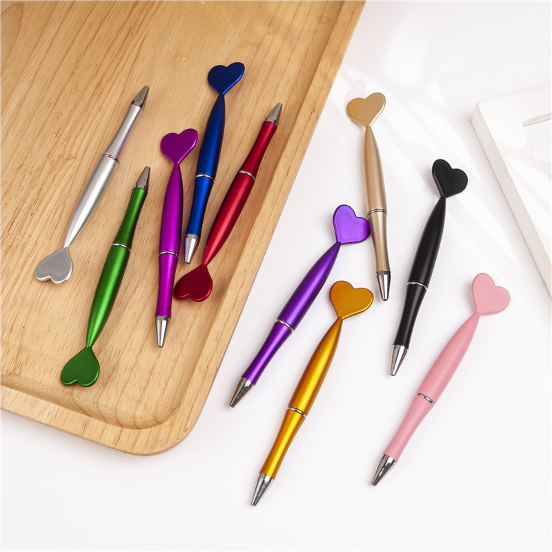 Factory Wholesale Creative Heart New Ballpoint Pen Slim Penholder Student Journal Operation Office Stationery Pen