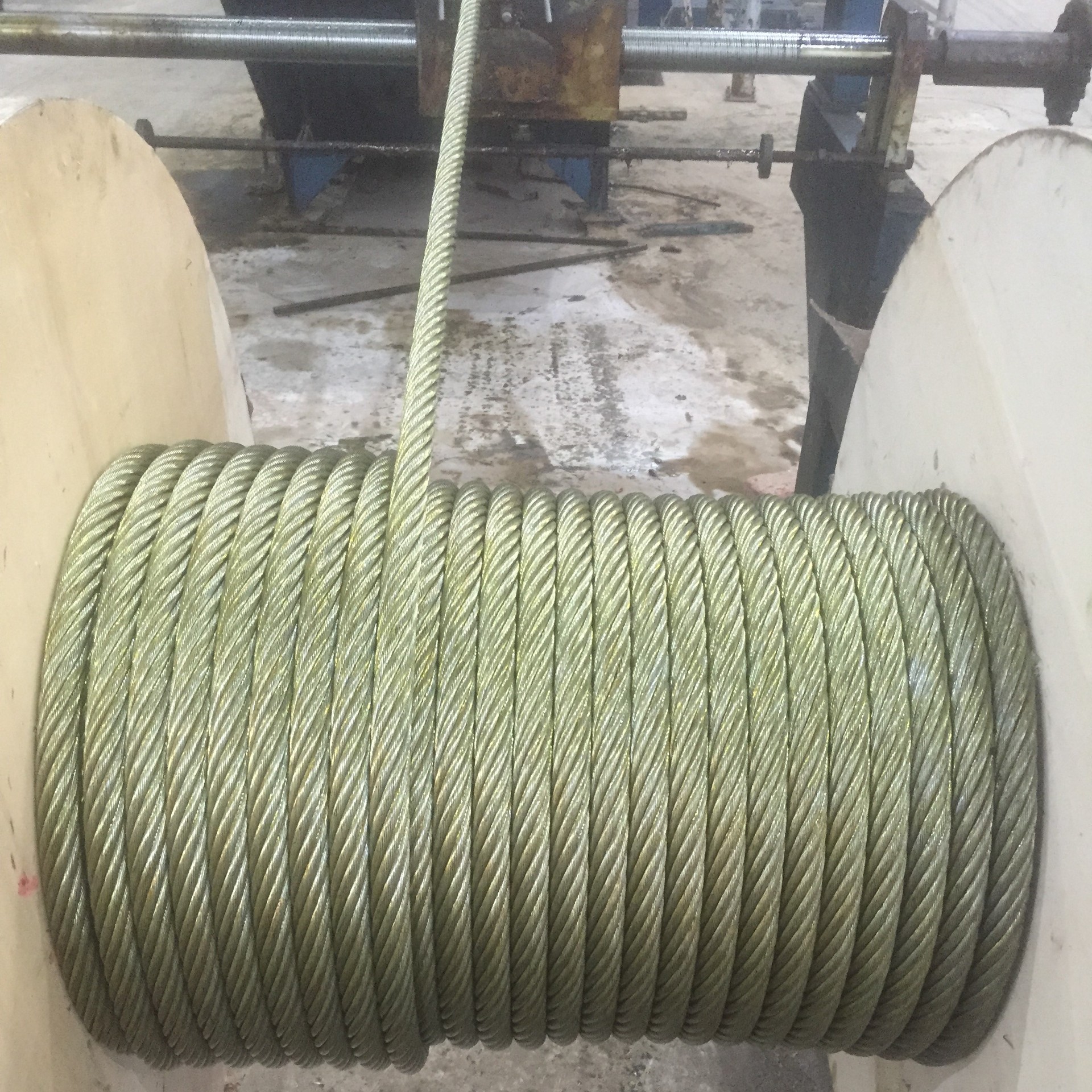 光面涂油钢丝绳8x36 fc黄麻芯起重机起吊绳24~40mm大直径打捞绳船