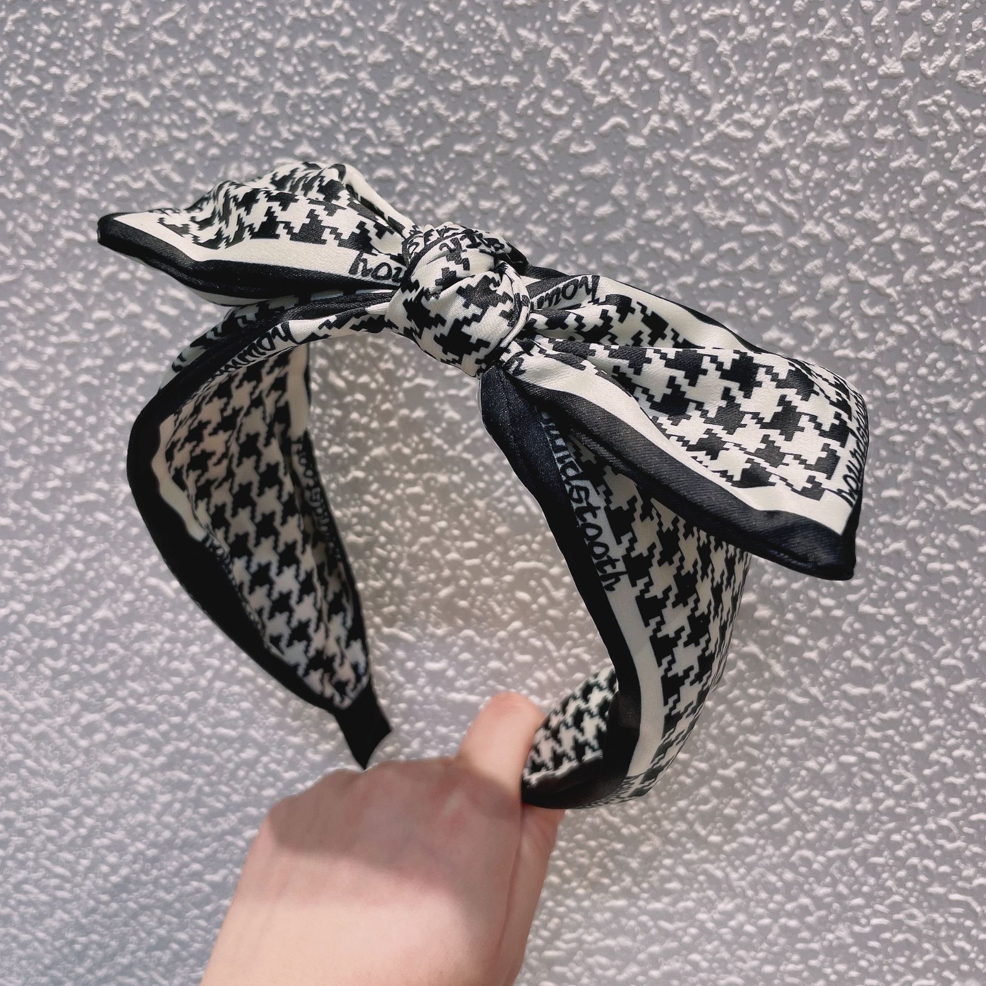 千鸟格发箍女秋冬款法式复古宽边头箍韩国外出发带蝴蝶结发卡头饰