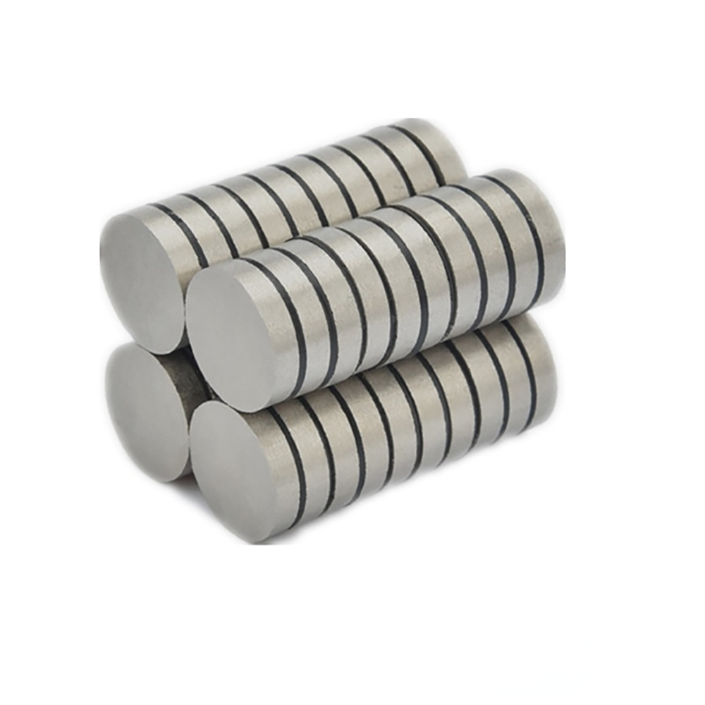 恰磁磁业钕铁硼现货小规格 3*1 镀锌强磁钢镀镍磁铁 吸铁石-阿里巴巴
