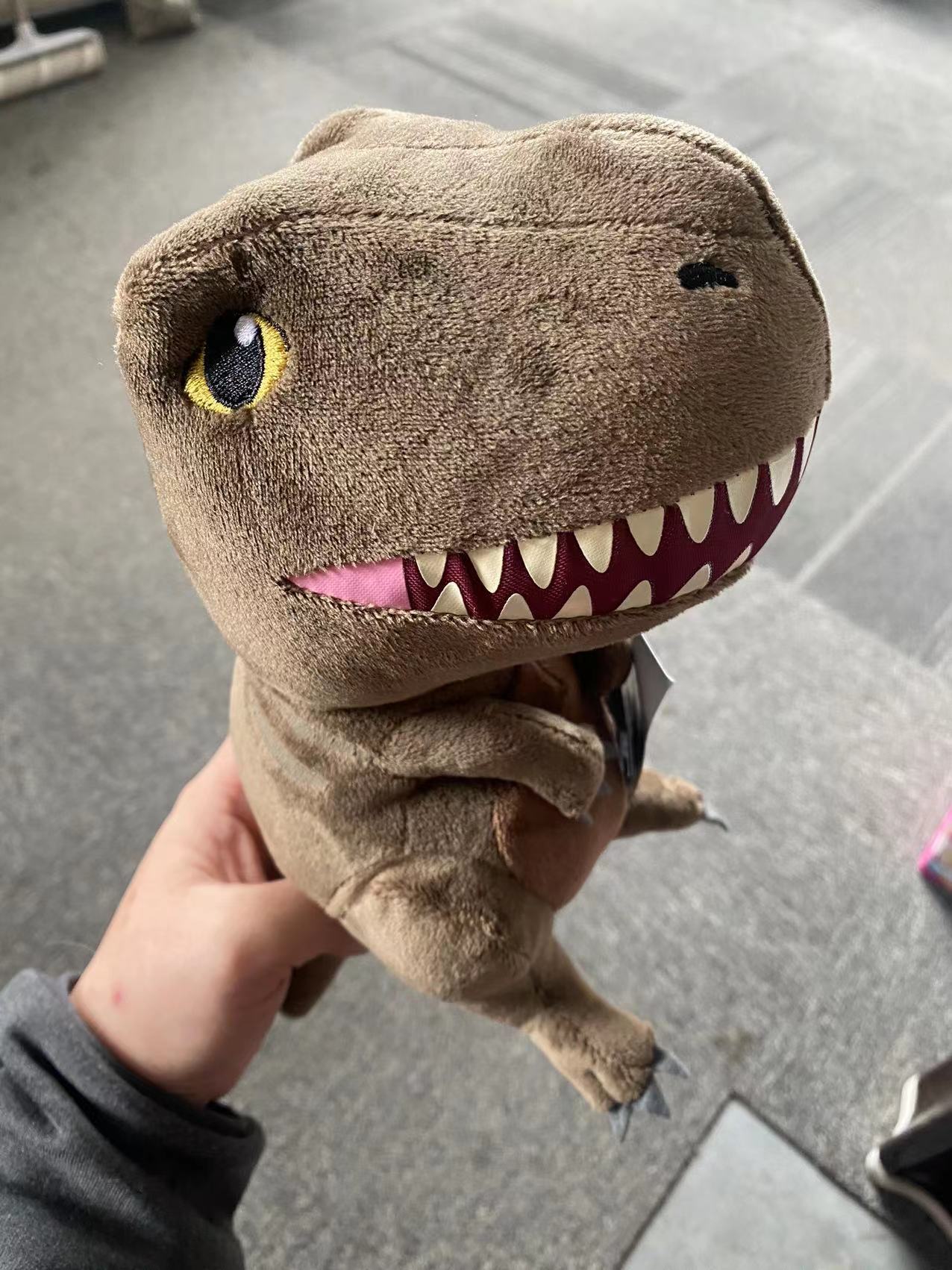 北京环球影城代购侏罗纪世界霸王龙恐龙毛绒玩具可爱公仔卡通玩偶