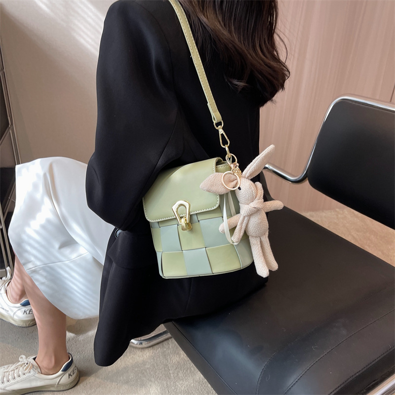 Box Bag Women's New High-Grade Messenger Bag Special-Interest Design One Shoulder Hand-Carrying Small Bag