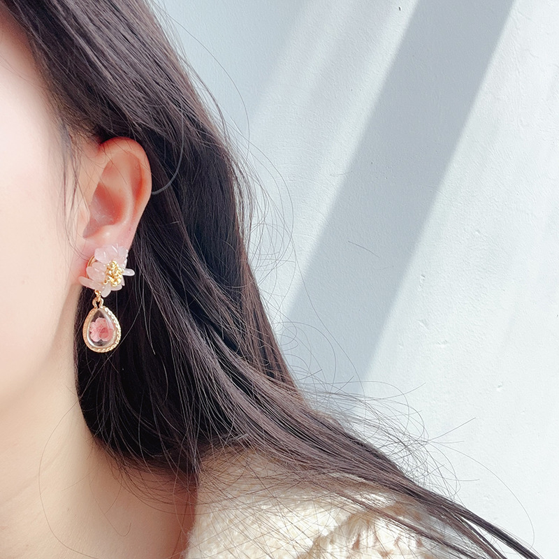 Original Berlin Flower Water Drop Ear Studs French Kernel Crystal Sense Quality Earrings Comes with Filter Dried Flower Ear Rings