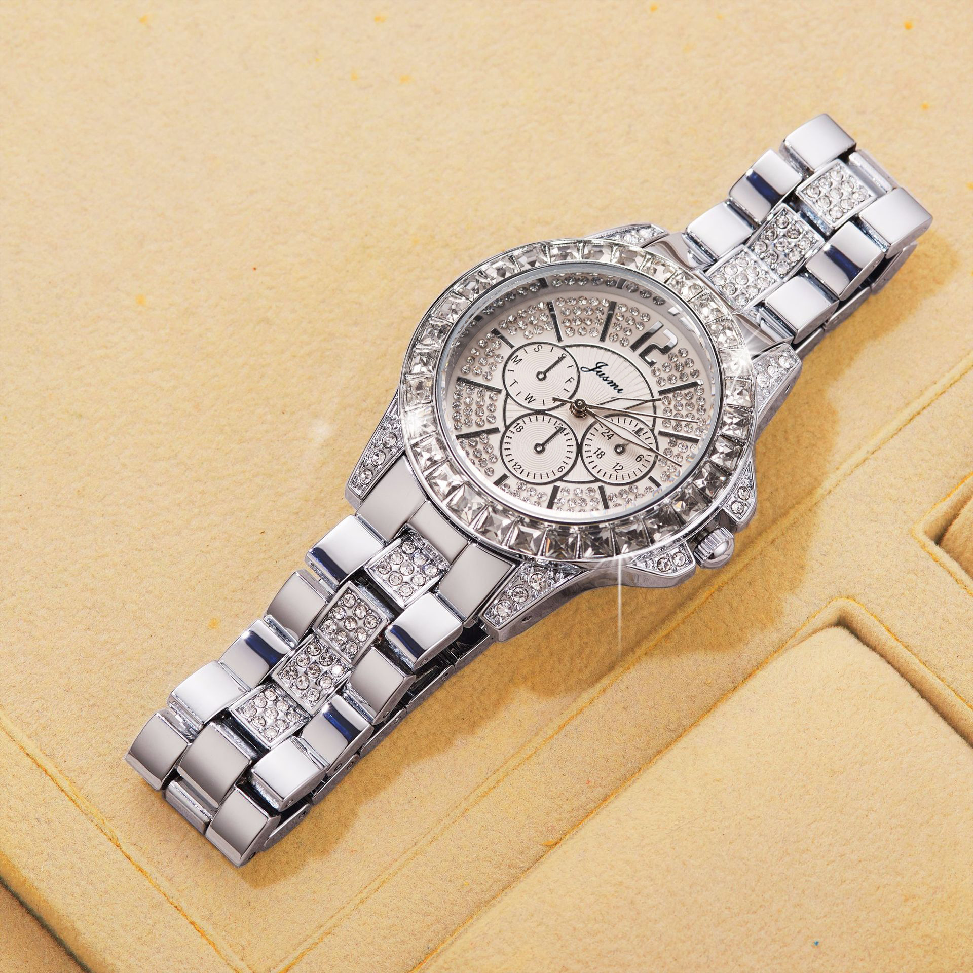 女士 时尚 镶钻 满天星 奢华 大气 水钻假三眼钢带大表盘石英手表