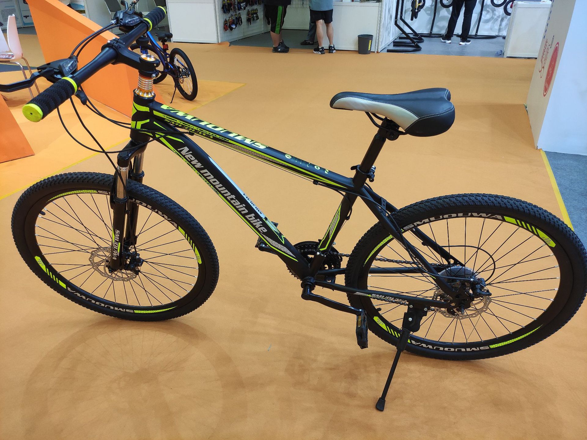 老式装修26自行车24英寸男车女款轻便型单车平把载重车复古男女式