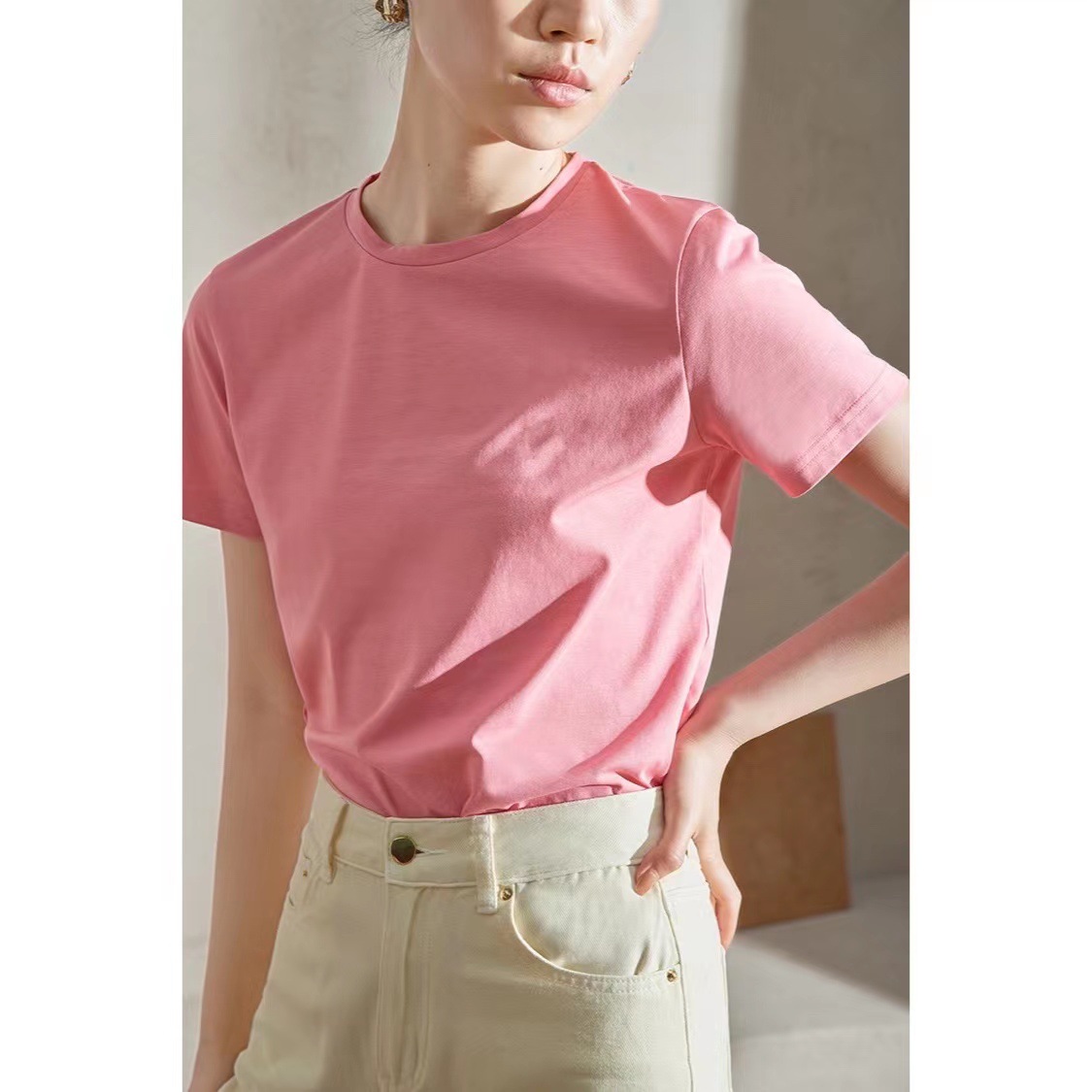 四媛 22早春明星同款基础百搭休闲修身圆领雾粉色短袖纯色t恤女