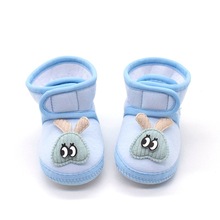 新生儿鞋子0-6-12个月男女宝宝布鞋婴儿春秋季软底不掉学步鞋1岁