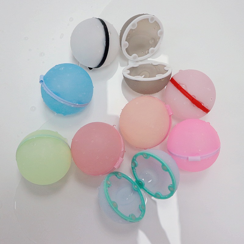 跨境热销儿童玩具磁吸硅胶双色水球可注水重复使用自吸水球水爆球