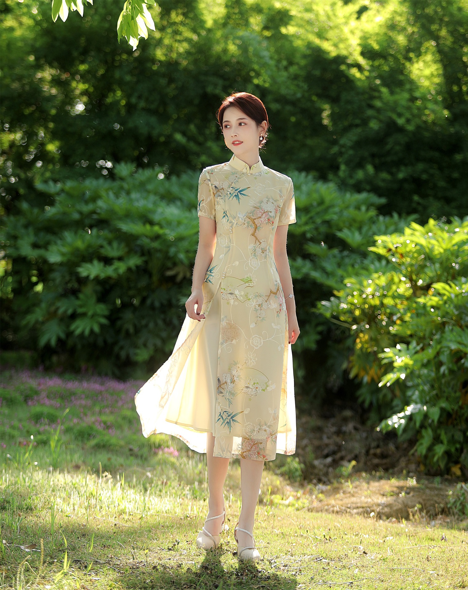 奥黛旗袍2022年新款女长款年轻款中国风改良气质连衣裙绣花中长款