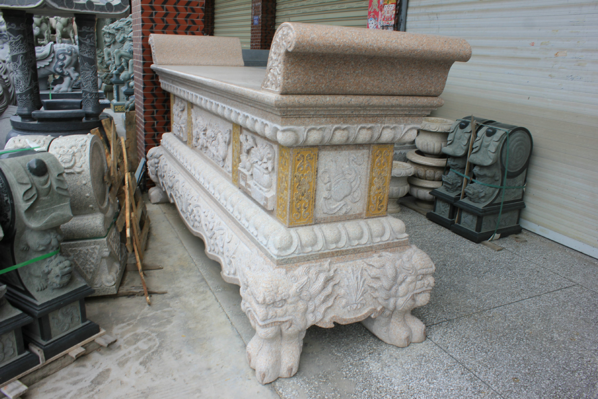 八仙佛桌供桌案台青石仿古古建 永定红石材祭祀供桌烧香石桌定做