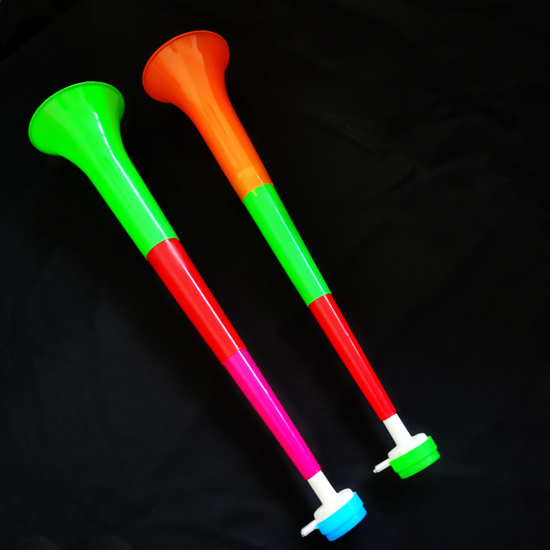 地摊货源三节伸缩喇叭运动会道具儿童玩具助威球迷喇叭聚会道具