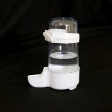 鸟类饮水器自动下料鸟笼水壶鸟喝水用具配件饮水壶八哥鹦鹉用品