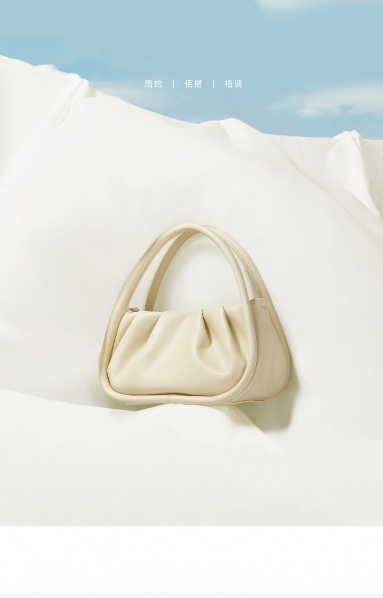 夏季ins风云吞小众包包2021新款夏季斜挎云朵女包褶皱手提软欧包
