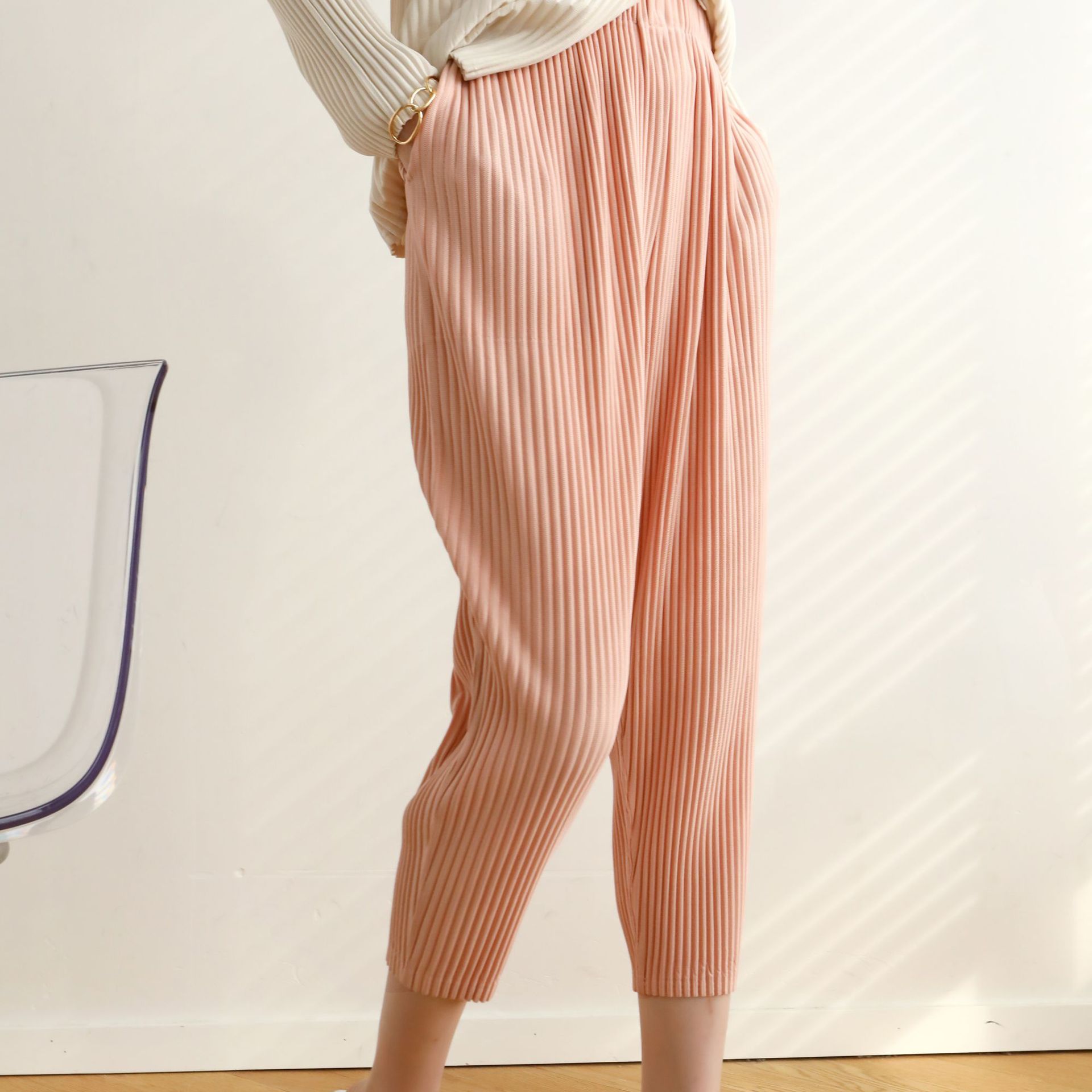 高端同款面料秋冬春新款2024高端褶皱休闲时尚通勤百搭宽松九分裤