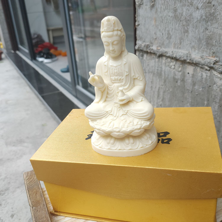 象牙果雕刻观音菩萨佛像摆件客厅家用居家供奉佛观世音菩萨车摆件