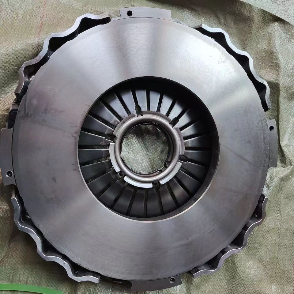 430拉式大马力伊顿款离合器压盘矿车专用重型车离合器重汽配件