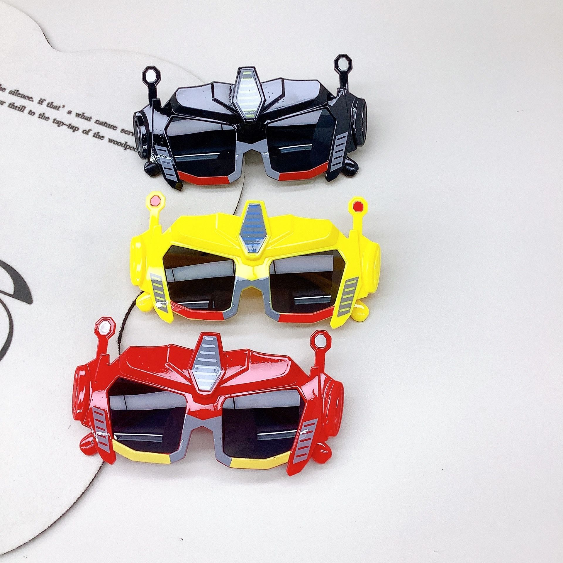 New Kids Sunglasses Sun Protection UV Protection Boy Sunglasses Cartoon Autobots Concave Shape Kids Glasses