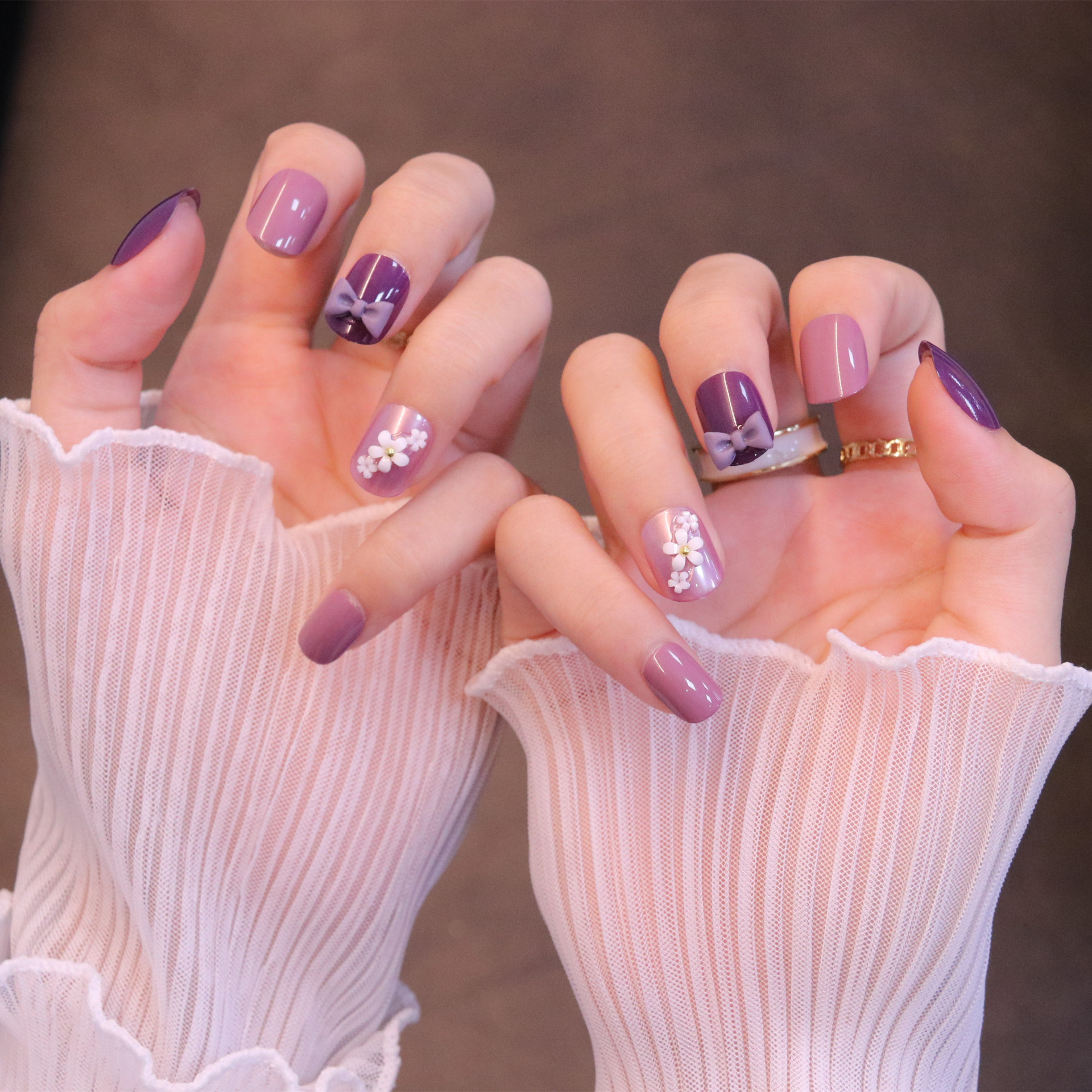 美甲贴片穿戴甲美甲片成品短款浅紫小花假指甲贴片拆卸指甲片批发