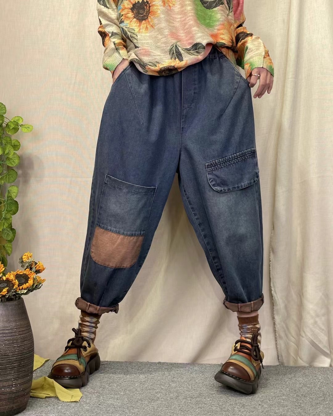 2022年春季新款文艺复古宽松大码牛仔老爹裤大口袋贴布松紧腰垮裤