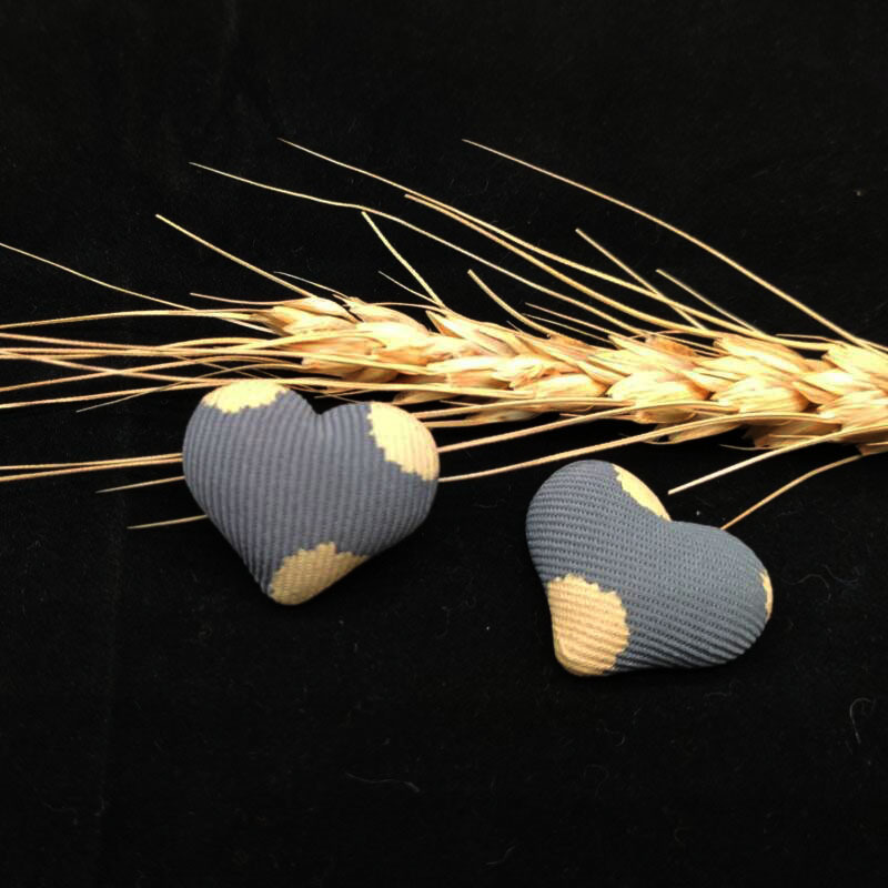 布包爱心扣子 2021流行豹点包布扣 心形平底纽扣 桃心饰品配件