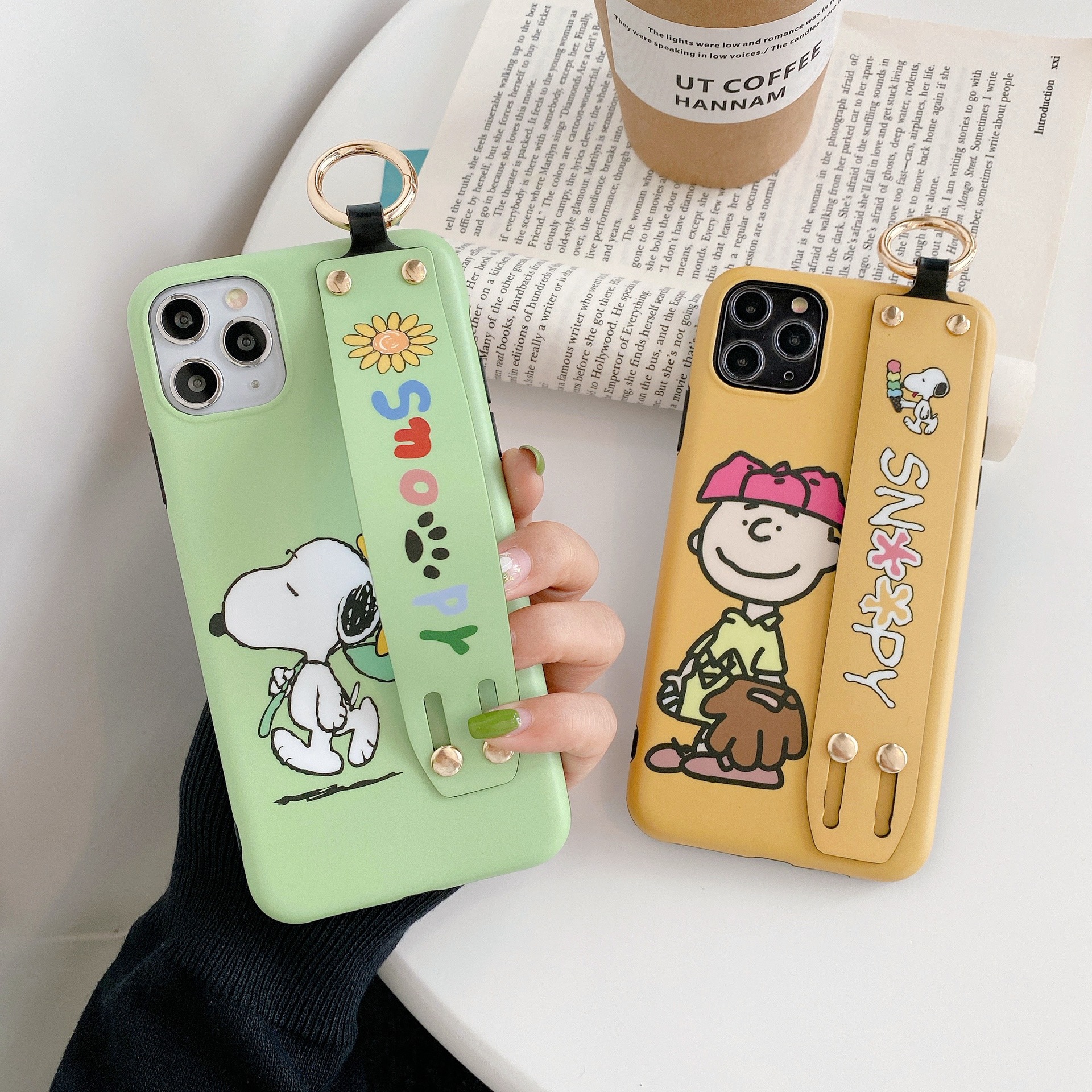 史努比腕带iphone13promax适用12硅胶11全包xr手机壳卡通78p软套