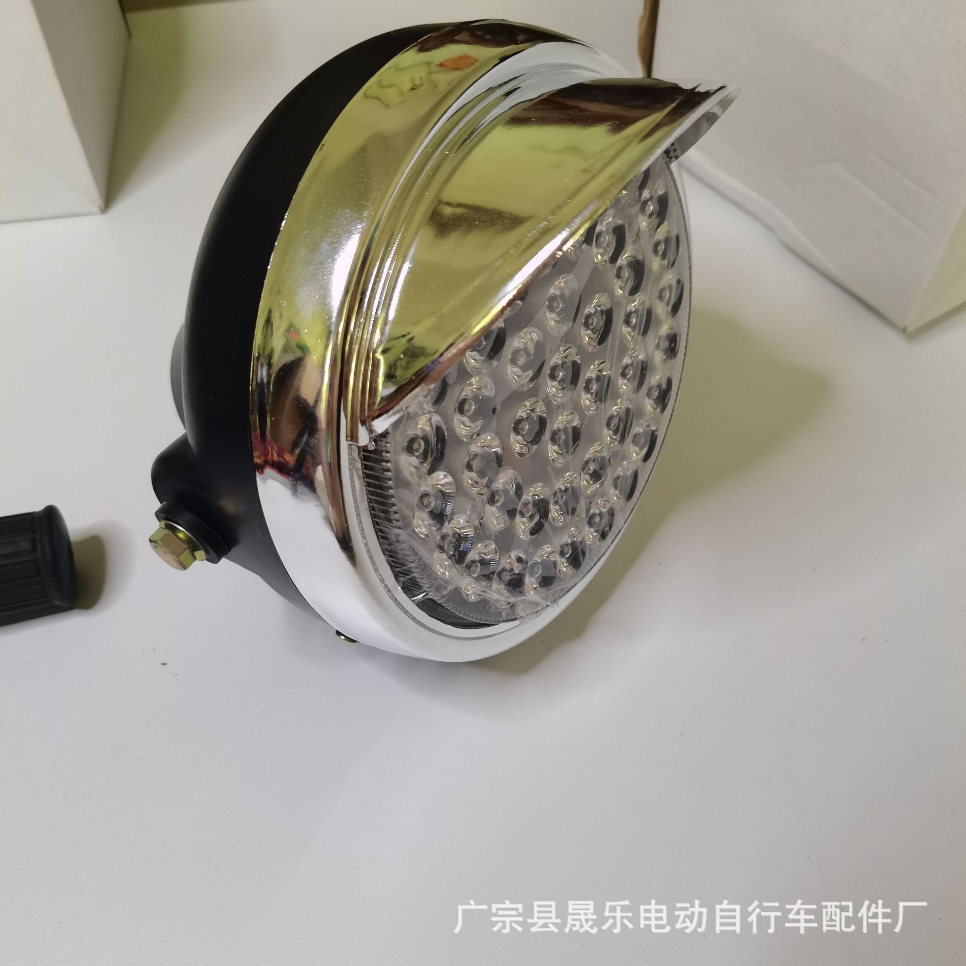 电动三轮车led前大灯 摩托车超亮改装圆大灯12v-80v通用 45珠大灯