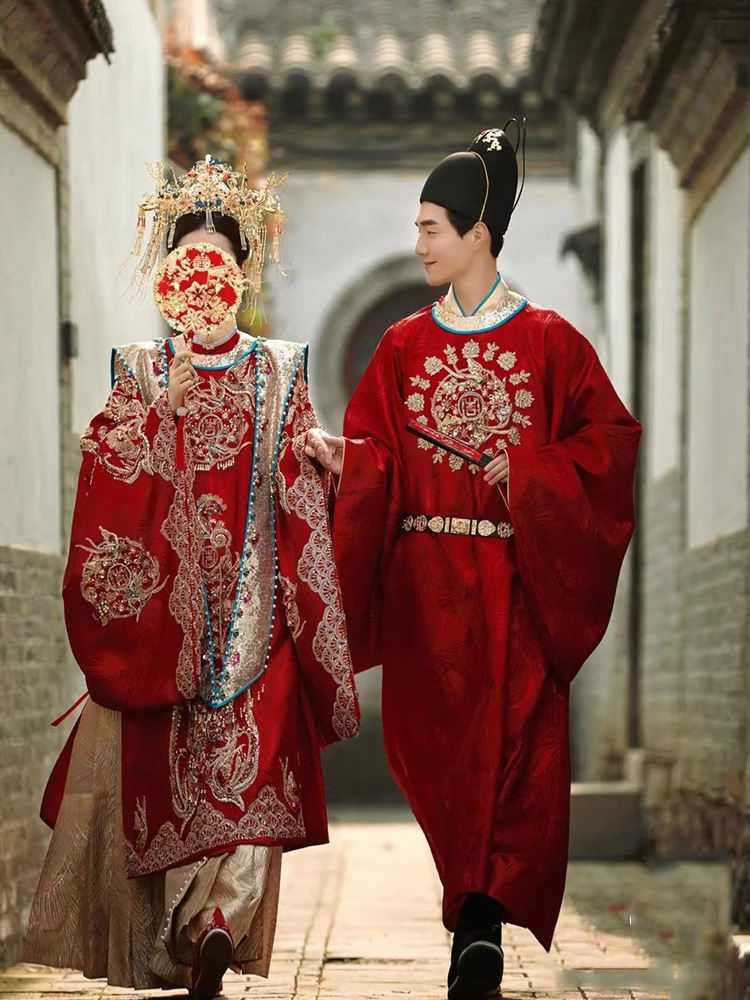 明制汉服婚服新娘古代结婚大码男女中式嫁衣可租凤冠霞披套装全套