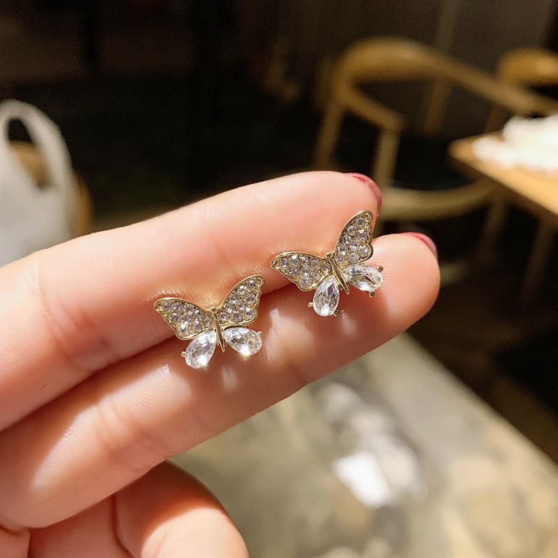 迷你小蝴蝶耳钉女森系韩国小巧耳环气质冷淡风个性镶钻灵动耳饰女