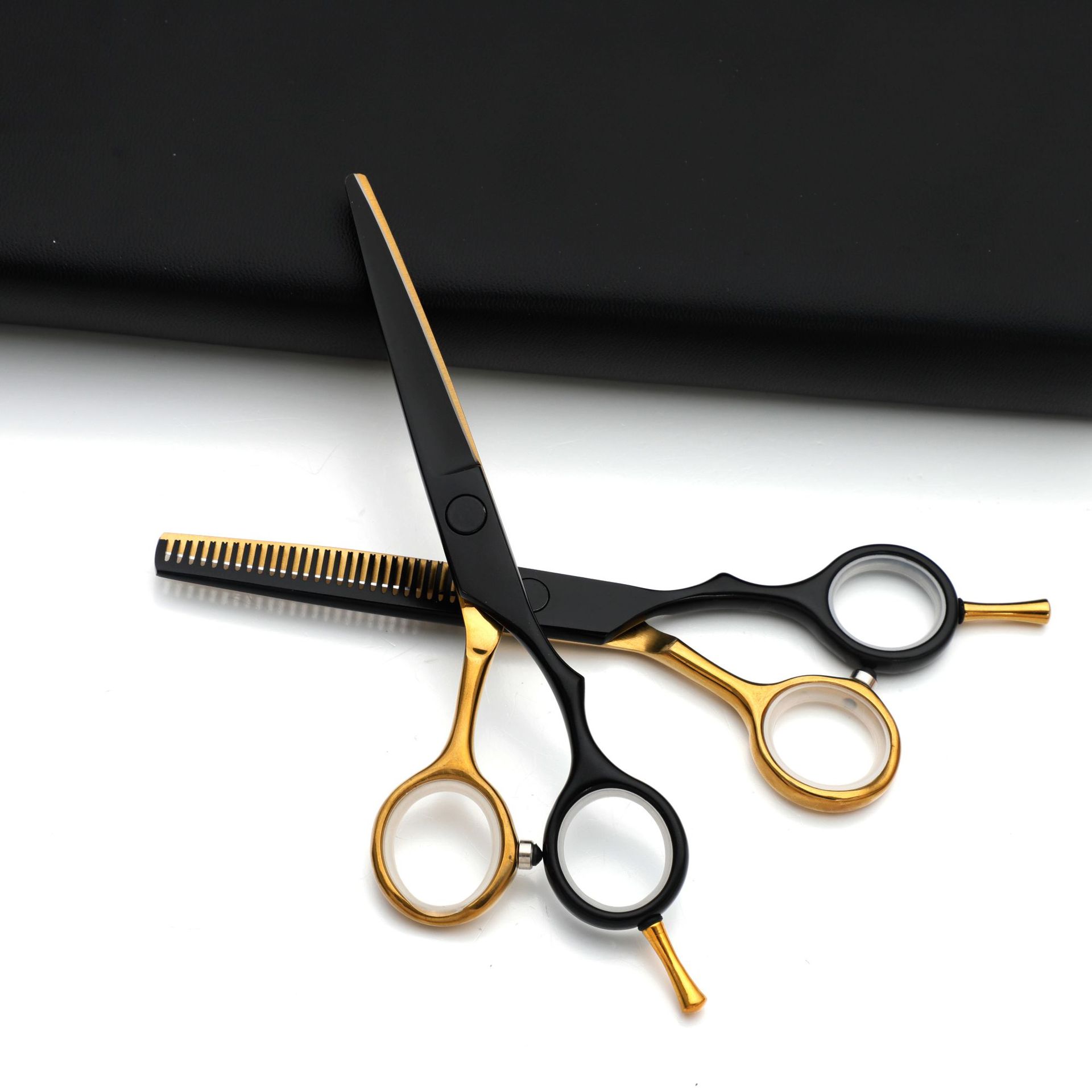 不锈钢家用理发剪刀套装美发剪刀工具平剪刘海剪牙剪打薄碎发剪刀